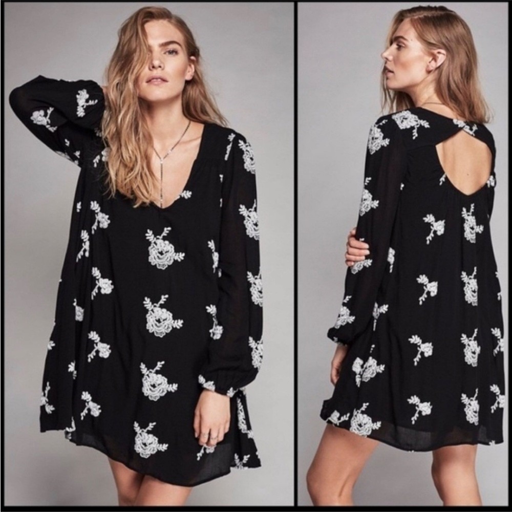 Free‎ People mini LG white black embroidered open back floral babydoll puff euc